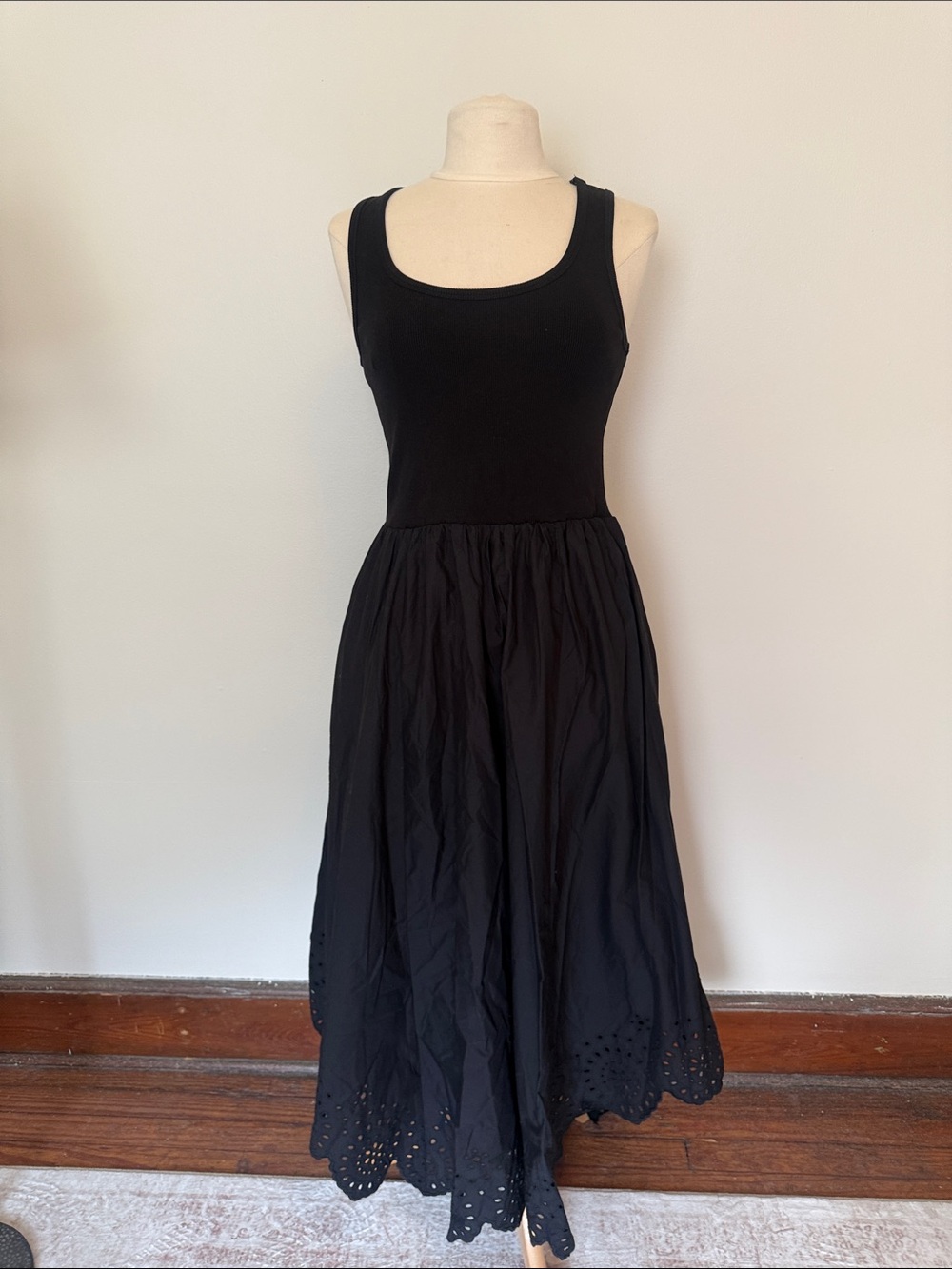 GAP Black Sleeveless Maxi Hankerchief Dress with Eyelet Hem